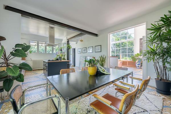 Une villa moderne avec jardin paysager à 1h30 de Paris