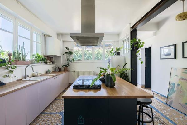 Une villa moderne avec jardin paysager à 1h30 de Paris