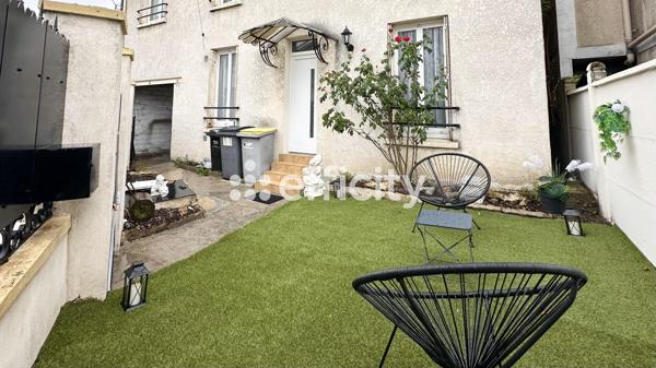 Maison
         5 pièces
        - 102 m² 365 000 € *