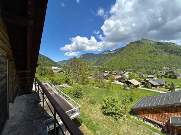 À Acheter – Ensemble Immobilier avec Permis Purgé – Essert-Romand (74110)