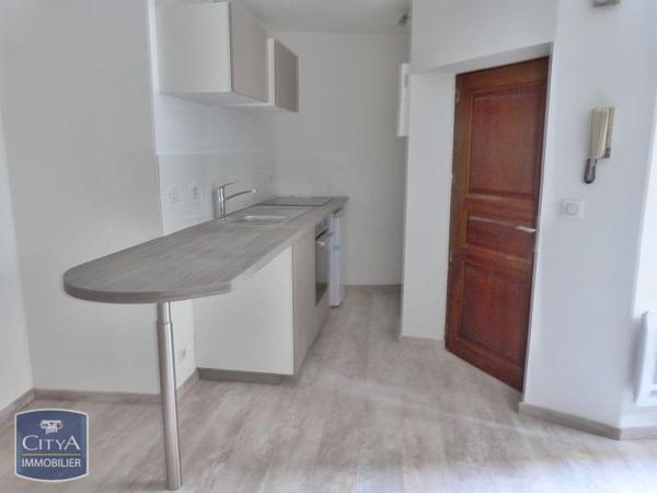 Appartement à louer 1 pièce 22.57m² Riom (63200)