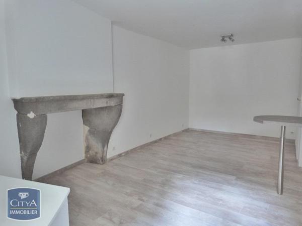 Appartement à louer 1 pièce 22.57m² Riom (63200)