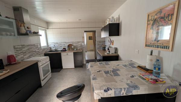 Maison à vendre L Aiguillon Sur Mer - 5 pièces, 62m² avec 2 chambre(s) à 282 000€ - L'Aiguillon la Presqu'Ile  - Agent Co David Billaud
