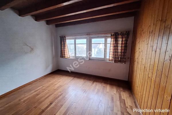 BONNEVILLE _ Appartement à rénover, avec combles aménageables, à vendre