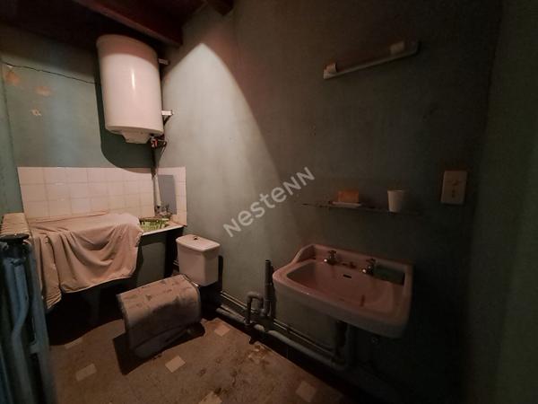 BONNEVILLE _ Appartement à rénover, avec combles aménageables, à vendre