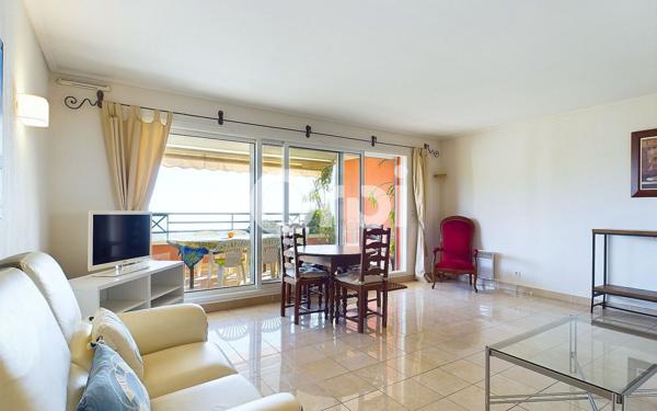 Appartement à vendre    3 pièces • 83,32 m2 Mandelieu-la-Napoule