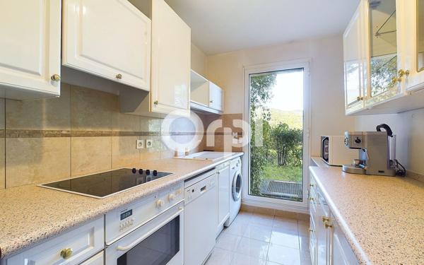 Appartement à vendre    3 pièces • 83,32 m2 Mandelieu-la-Napoule