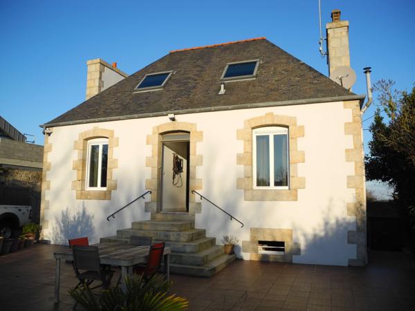 CHARMANT PIED A TERRE BORD DE MER PLEUMEUR BODOU
