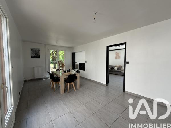 Maison à vendre 7 pièces 172 m² Saint-Germain-du-Plain
