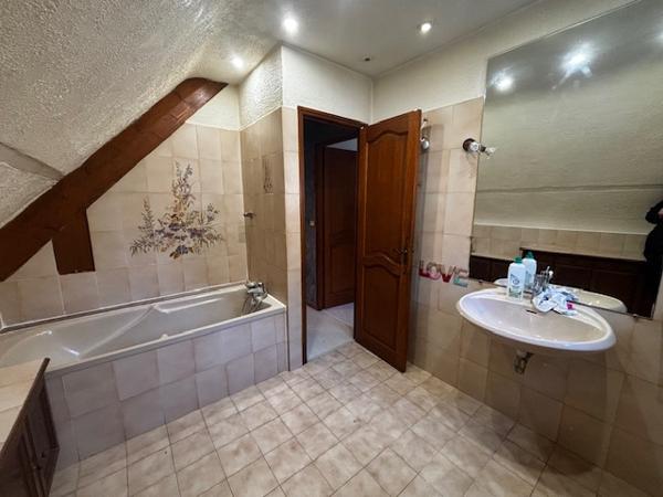 Elbeuf (76500) Pavillon T5 124m2 avec garage et jardin