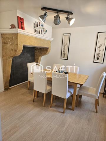 Maison mitoyenne,4 chambres,cuisine équipée,garage