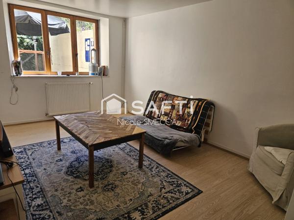 Maison mitoyenne,4 chambres,cuisine équipée,garage