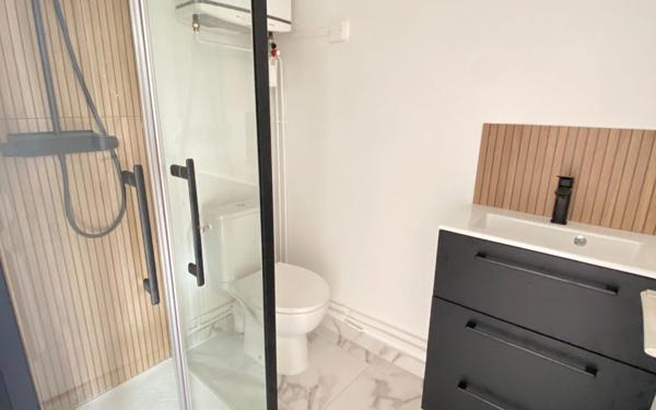 Appartement à vendre    2 pièces • 48,24 m2 Saint-Maur-des-Fossés