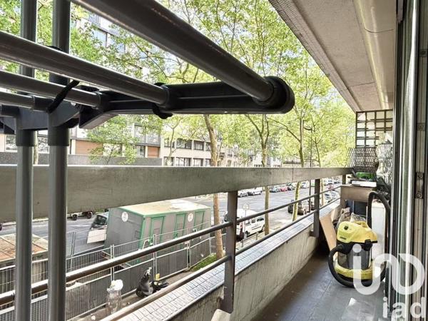 Appartement 2 pièces de 51 m² à Paris (75011)