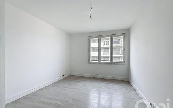 Appartement à vendre    3 pièces • 49,37 m2 Villeurbanne