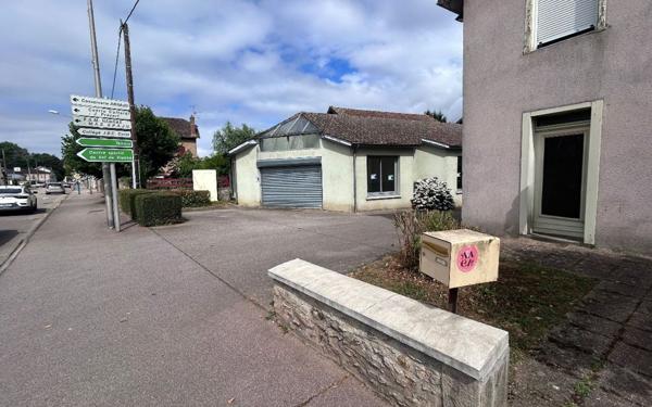 Immeuble à vendre    8 pièces • 350 m2 Aixe-sur-Vienne
