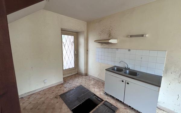 Immeuble à vendre    8 pièces • 350 m2 Aixe-sur-Vienne