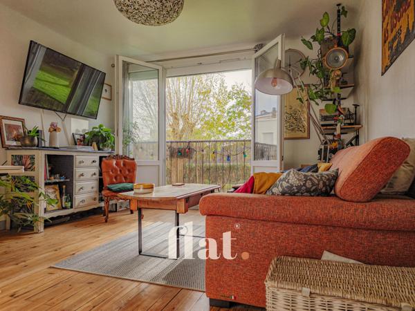 Appartement T4 / T3 - 62 m2 + cave + Jardin commun ( DPE D)