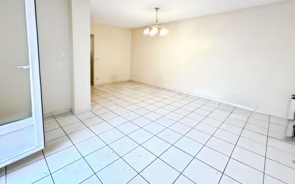 Appartement à louer    1 pièce •  Argenteuil