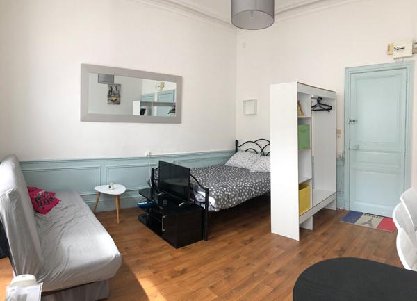 49000 ANGERS TYPE 1 MEUBLE - QUARTIER CENTRE VILLE