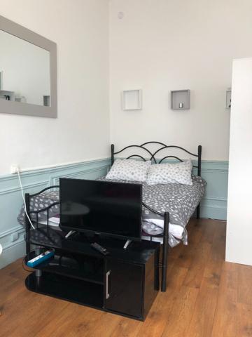 49000 ANGERS TYPE 1 MEUBLE - QUARTIER CENTRE VILLE