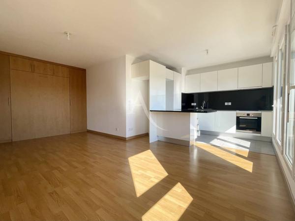 Appartement Pontault Combault 2 pièce(s) 50.2 m2