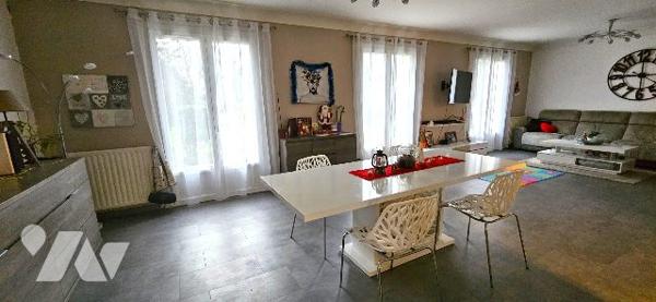 Maison 4 chambre et 1.8 hectares de terrain