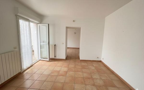 Appartement à louer    4 pièces • 97,50 m2 Villemoustaussou