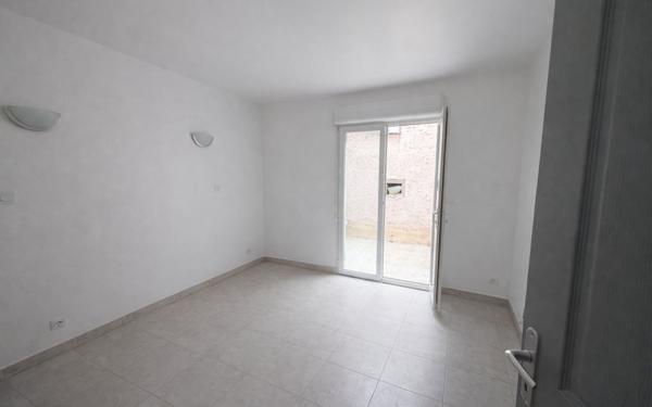 Appartement à louer    4 pièces • 97,50 m2 Villemoustaussou