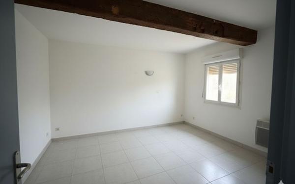 Appartement à louer    4 pièces • 97,50 m2 Villemoustaussou