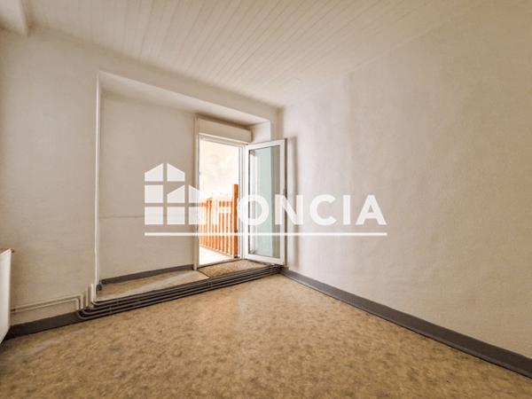 Location Appartement 3 pièces 55.92 m² - 3 RUE DES CORDIERS La Cote Saint Andre 38260