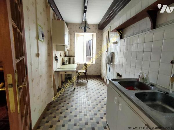 MAISON EN PIERRES PROCHE MER ET COMMERCES