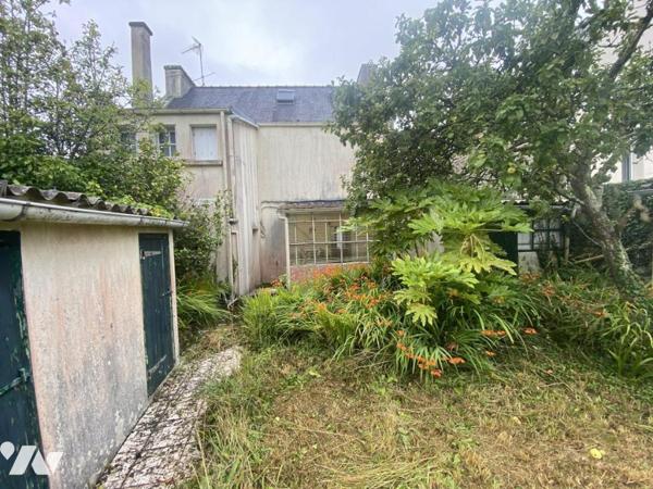 MAISON EN PIERRES PROCHE MER ET COMMERCES