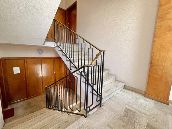 Appartement Angers La Madeleine T4/T5 - 3 chambres, bureau, garage, cave Angers