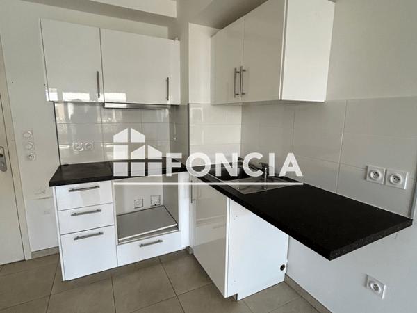 Location Appartement 2 pièces 38.54 m² - 200-230 RUE DU CANNIER Le Lavandou 83980