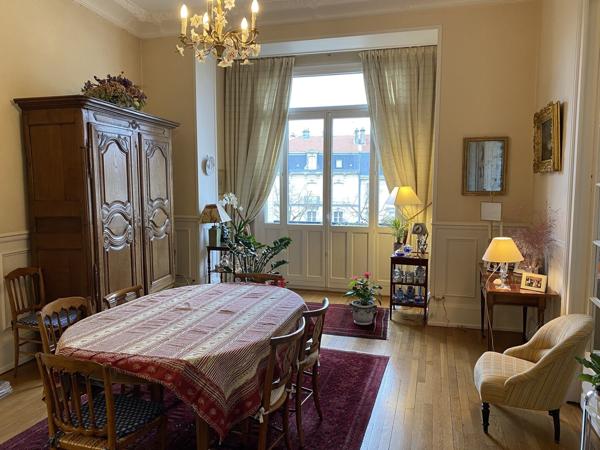 Appartement 4 chambres rue Isabey avec studio indépendant 25 m2