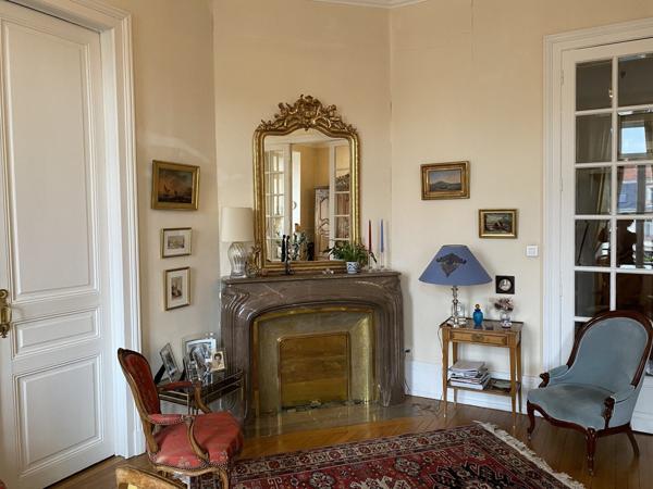 Appartement 4 chambres rue Isabey avec studio indépendant 25 m2