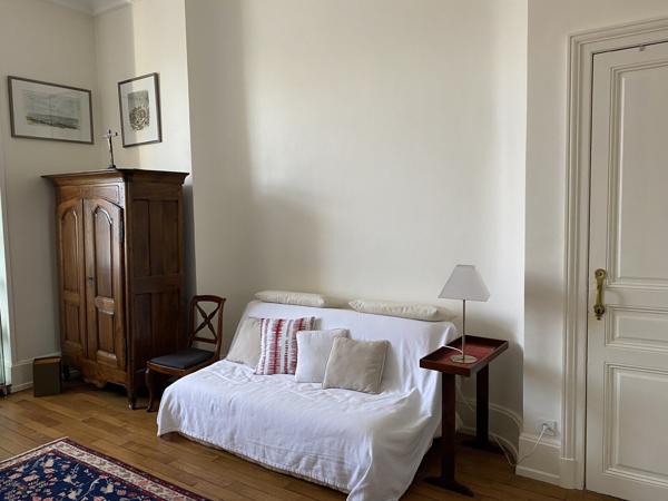 Appartement 4 chambres rue Isabey avec studio indépendant 25 m2