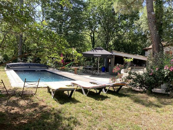 Maison à vendre    5 pièces •  Labeaume