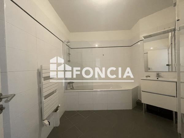 Location Appartement 2 pièces 58.02 m² - 411 RUE DE LA CHAULANE La Seyne Sur Mer 83500