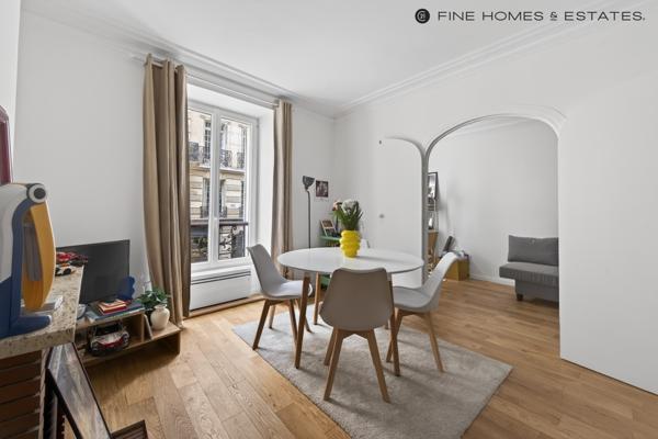 Appartement F3 à vendre  3 pièces - 46,56 m2 PARIS - 75007
