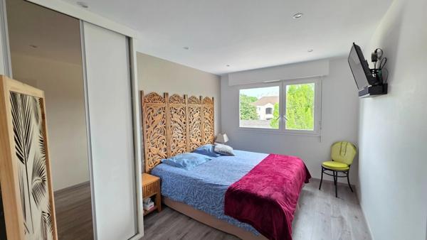 COUP DE COEUR POUR CET APPARTEMENT DE TYPE 5 AVEC TERRASSE GARAGE ASCENSEUR ET CAVE