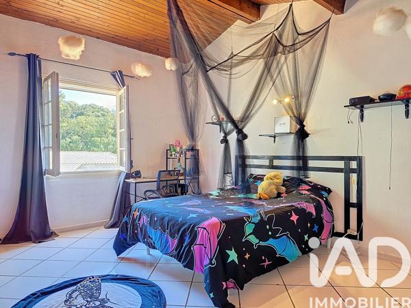 Maison à vendre 5 pièces 133 m² Velleron