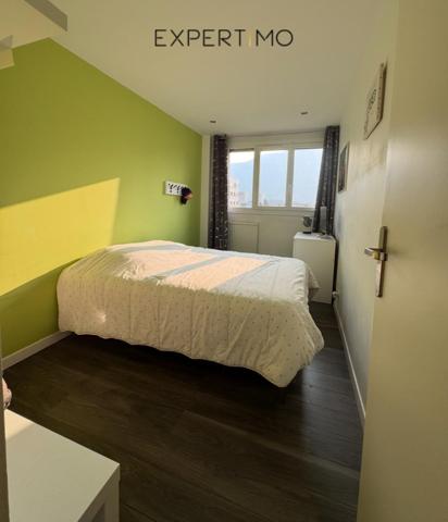 Échirolles (38130) Appartement T4 de 83 m² avec grand balcon – Résidence du Château