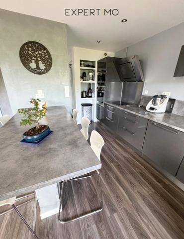 Échirolles (38130) Appartement T4 de 83 m² avec grand balcon – Résidence du Château