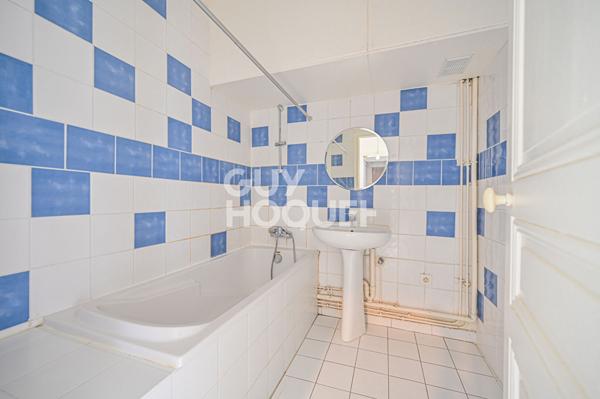 2 PIECES - DERNIER ETAGE ASCENSEUR - 38m2