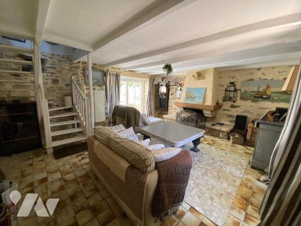 Maison à vendre à Binic-Étables-sur-Mer (22680) en Côtes-d'Armor (22).
Vous êtes actuellement ...