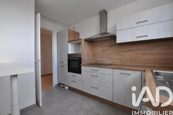 Location appartement 3 pièces 62 m² Perpignan