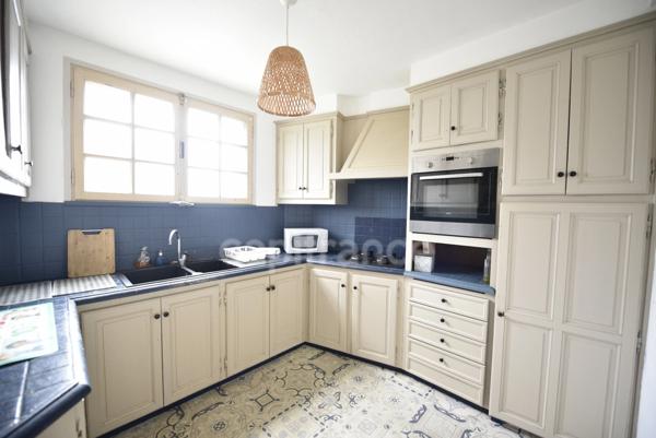 La Roche-Guyon - Immeuble pour résidence principale - investissment locatif ou projet de vie intergénérationnel