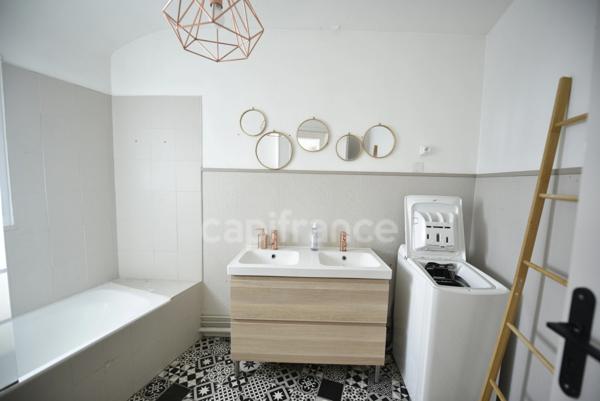 La Roche-Guyon - Immeuble pour résidence principale - investissment locatif ou projet de vie intergénérationnel